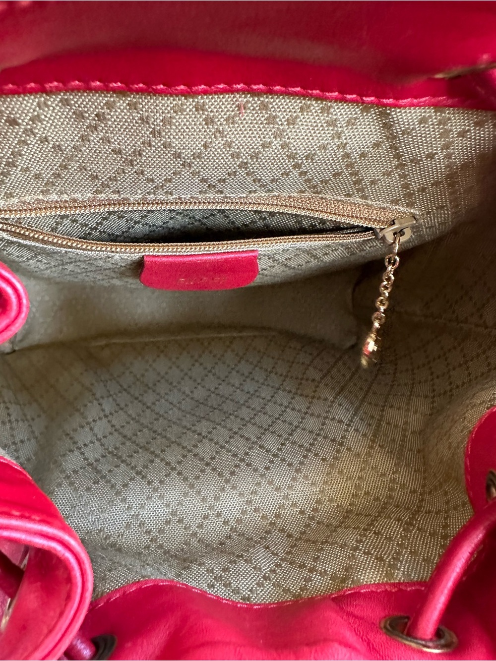 Gucci Red Leather Bamboo-Handle Drawstring Backpack - Picture 5 of 6
